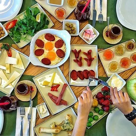 Mola Cunda Hotel Ayvalik