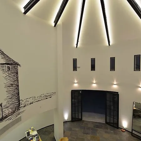Mola Cunda Hotel