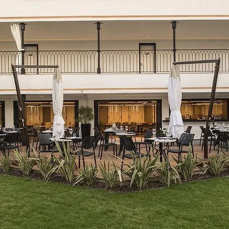 Mola Cunda Hotel