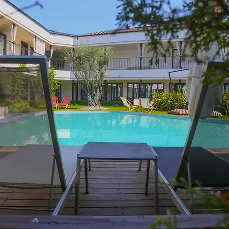 酒店 Mola Cunda 3*