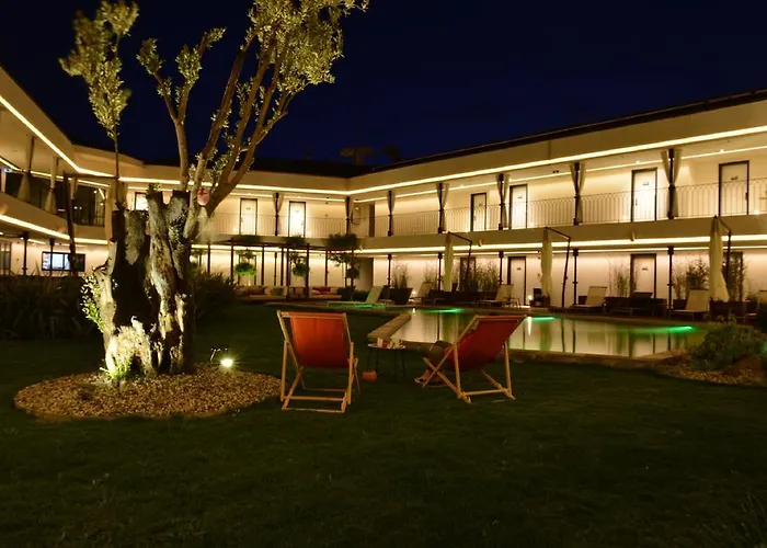 Отель Mola Cunda