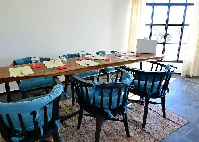 Mola Cunda Отель 3*