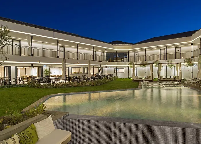 Mola Cunda Отель 3*